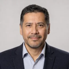 Rubén Echánove
