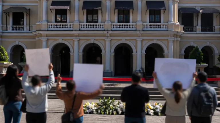 Familiares exigen a la Fiscalía agilizar la búsqueda de un joven desaparecido en Amatlán